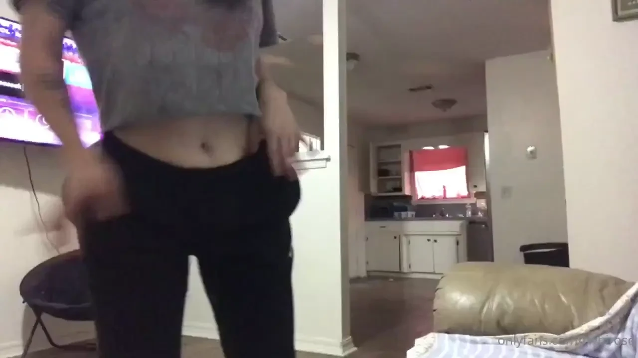 Rwbirosevip go watch the whole video without getting horny 