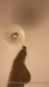 Ecco spiegato cosa significa feet dancer sempre ispirata dalla lampada