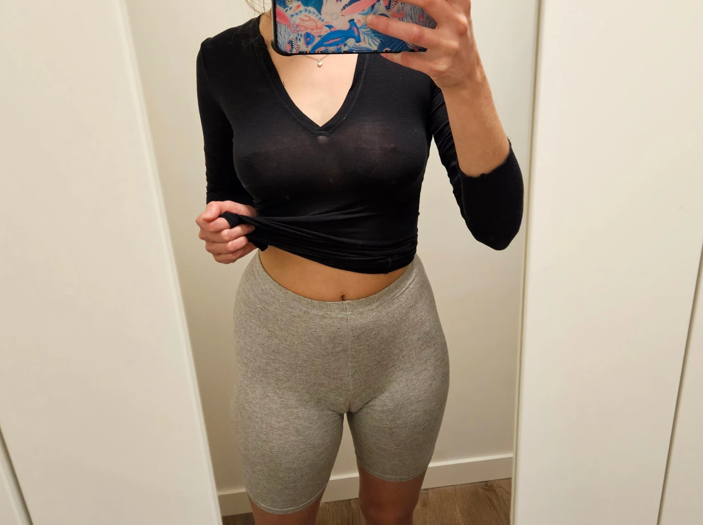 Want some pussy content 