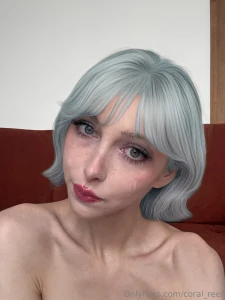 Gray hair don t care nothing on but a little glare dm me if you dare