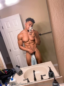 I m a little wet onlyfans com shawnraymond main page currently 15 off