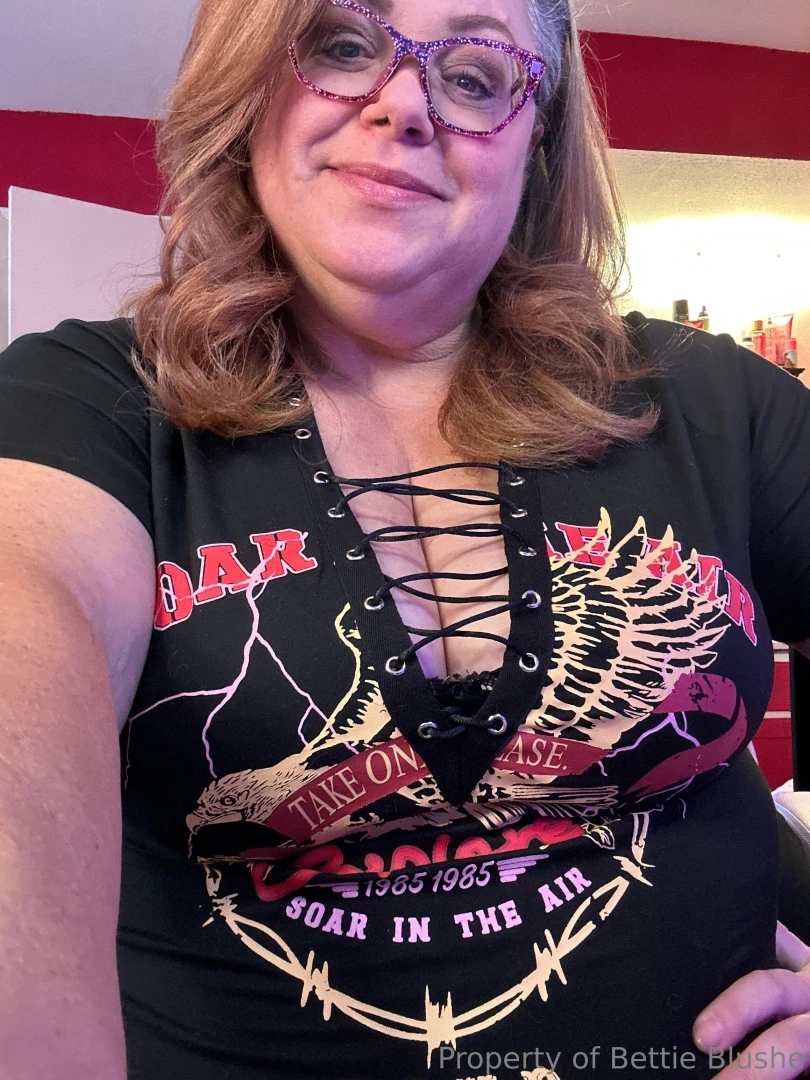 You ve got me blushing but i m not mad about it 