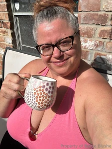 Your favorite daydream just posted part 1