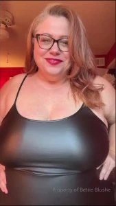 Which outfit do you prefer part 9