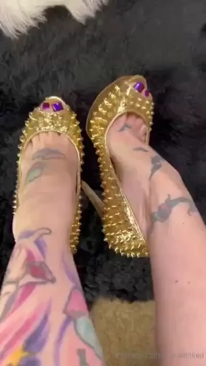 New holiday wine pedi to ring in the new year 