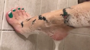 Soapy french tips