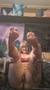 Get on your knees and serve me my tiny foot bitch part 3