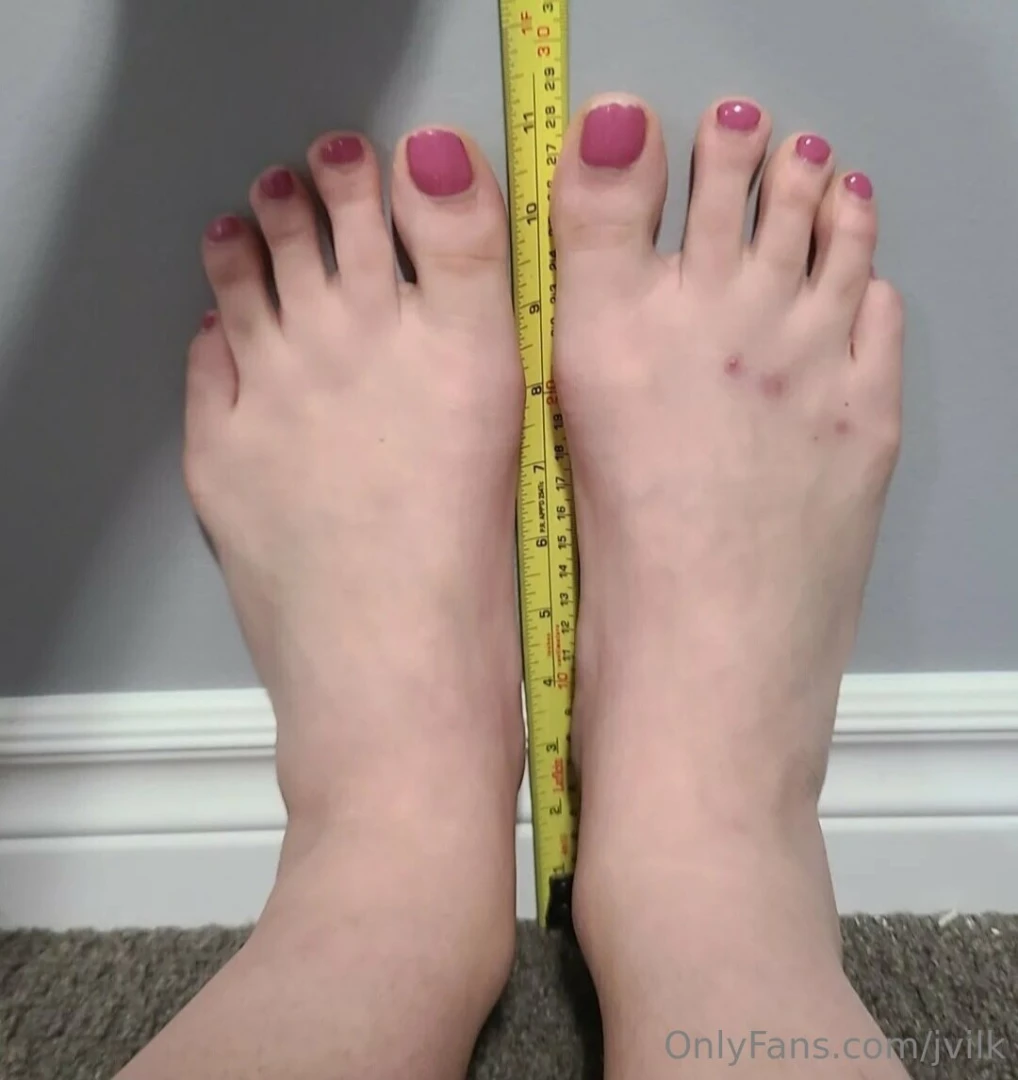 Right is way bigger than left 