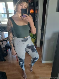 Swipe to see how i m measuring up today part 3