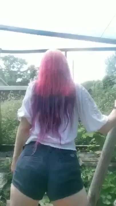 Some booty wiggles for you lt 3 