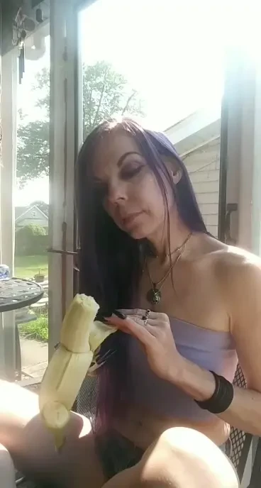 Would i be able to go all the way down on your dick 