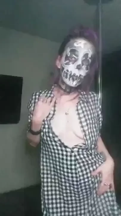 A little ghostly tease dance 
