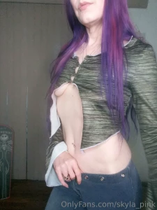 Are you a fan of underboob part 4