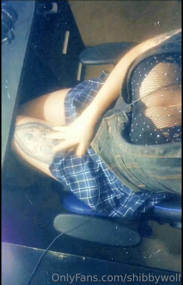 Sometimes i get all dressed up amp just sit at my pc 