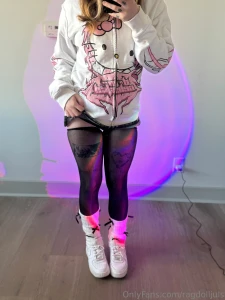 Good boys deserve to get crushed by thick thighs part 1