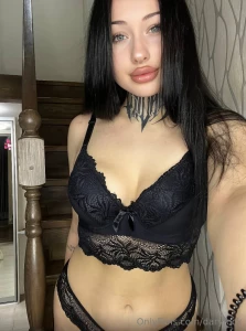 Stop scroling free free free yourveronicamoon write to her part 504