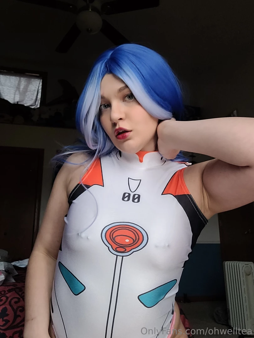Crotchless rei bodysuit really makes me feel extra horny 