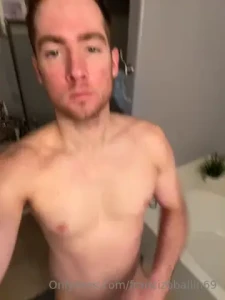 Nice and clean fresh out of the shower wanna taste