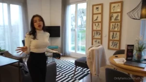A new girl at her job as a real estate agent sucks a cock to earn her