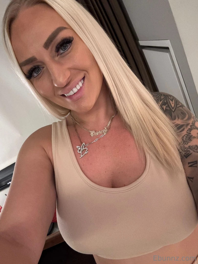 Happy new year welcoming 2025 with this gorgeous smile 