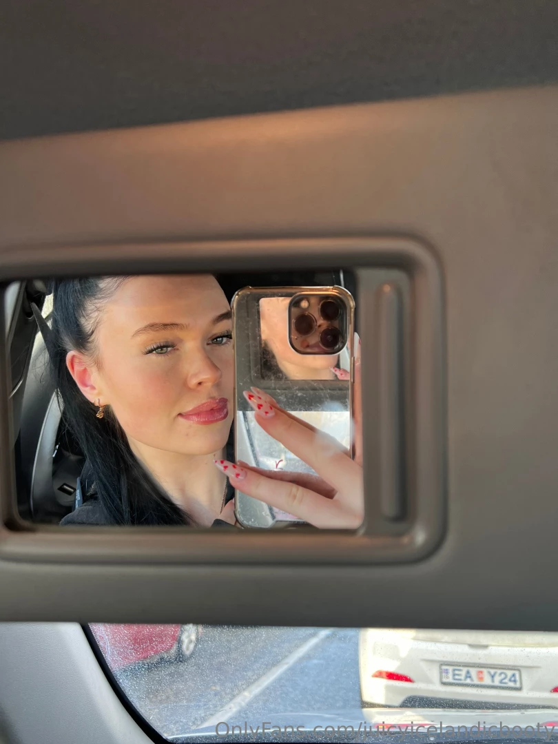 Caught a perfect selfie moment 