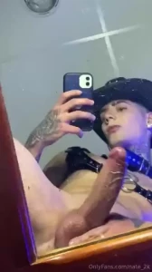 Where can daddy find some good little submissive sluts who know how to part 1