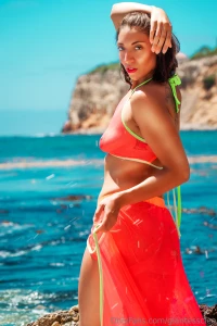 Creeping up on christmas but so ready for warmer weather again