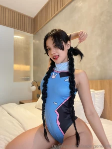 Wanna see d va go wild