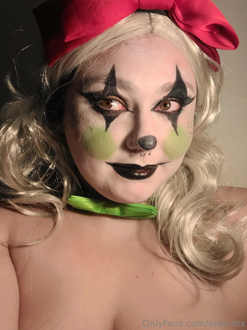 amoretx - Clown selfies i didn t release i really want to do more clown makeup part 1 