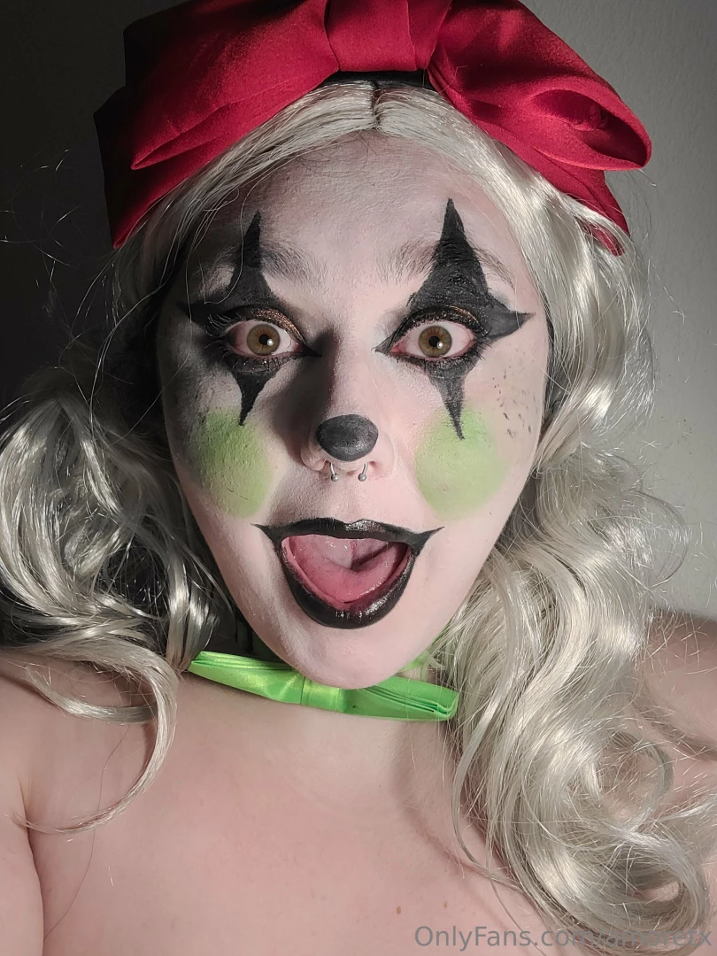 amoretx - Clown selfies i didn t release i really want to do more clown makeup part 6 