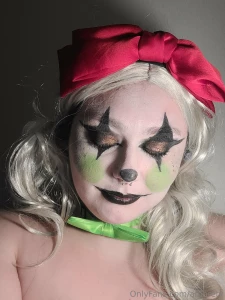 Clown selfies i didn t release i really want to do more clown makeup part 9