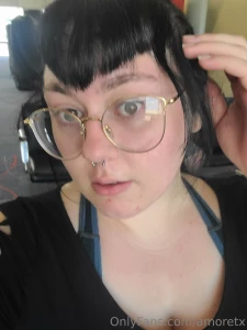 I just cut my hair into vampire bangs and idk if i like it what do you