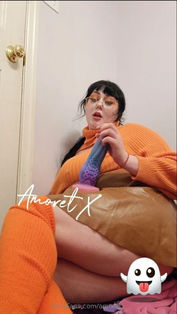 amoretx - Velma s monster mash cross posted on vip 2 monster dildos get a part 1 