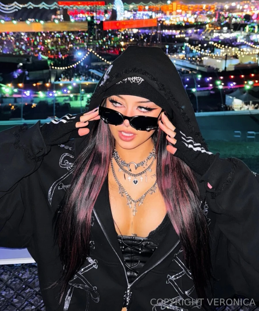 You see me at the festival like this wyd 