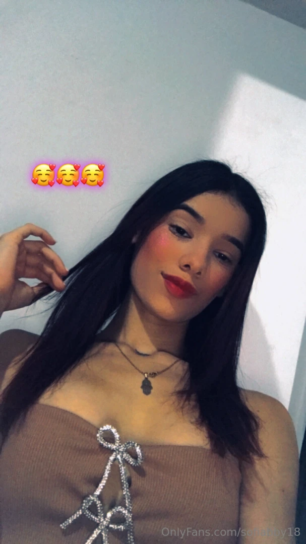 I m ready to be your naughty teacher today 