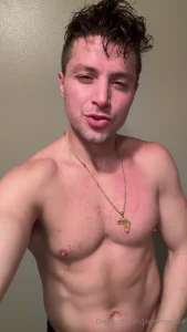 jayromeroxxx - Its time to play baby dont be shy and hit me in the dms 