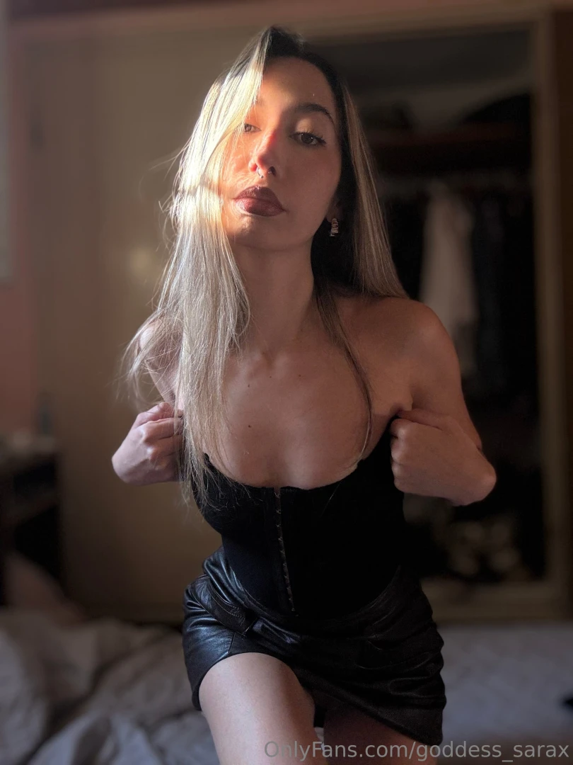 Weak and dedicated always pleasing your goddess 