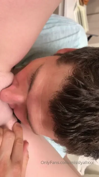 Getting my pussy licked between filming 