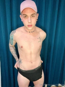 This twink boy is sexy as fuck he loves to play with his and stretch part 3