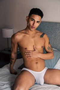 I m in love with a monster i want lonsofree to fuck me raw go see why part 2
