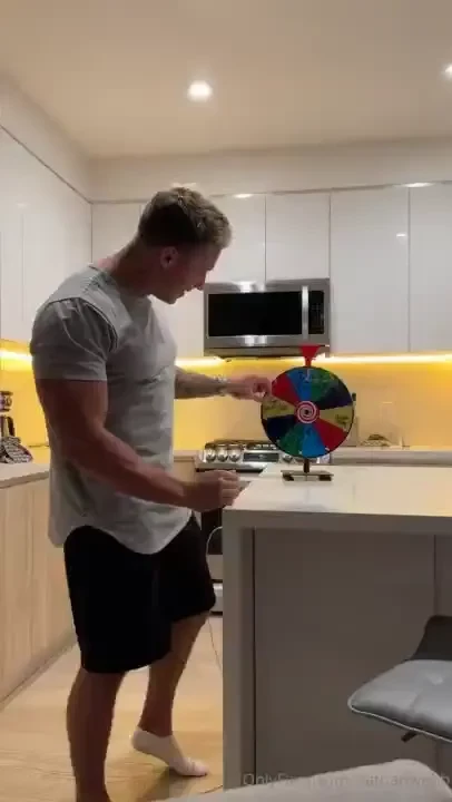 Going live tomorrow tuesday 9 5 at 6pm pst cum join and spin the wheel 