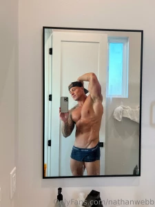 Good morning let s stay in bed