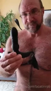 Thrusting butt plug - probably one of the best i ve used feels amazing