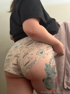 God i m so horny today part 1