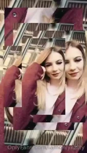 Fooling around in my favourite coffe house during lunch break