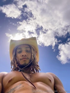 I m looking down at you