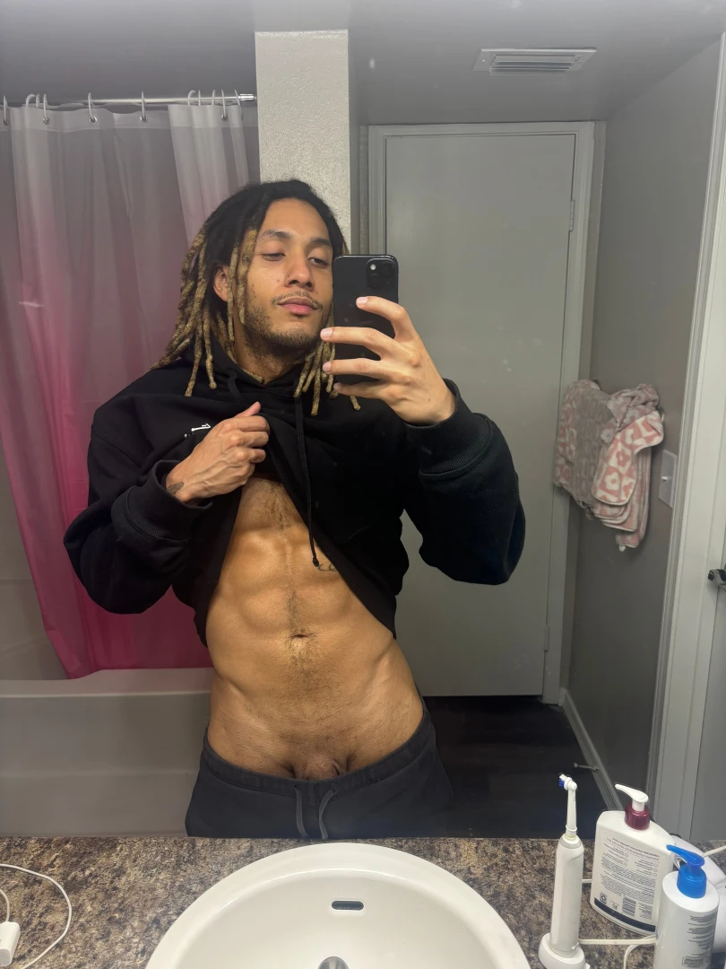 Hottest reflection that you ll ever see 