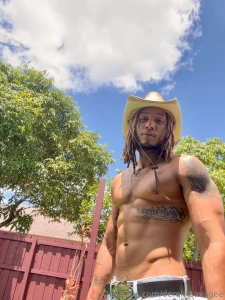 Cmon now don t just stare