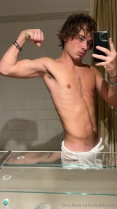Cum n watch karsenscottvip play with me while i stroke this cock i part 1
