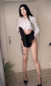 Free page tattoed brunette with natural tits michelle_anderson you re part 24